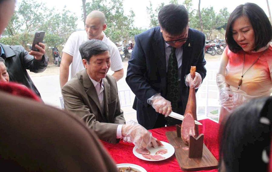 2025 онд манай улс Вьетнам руу 100 тонн ямааны мах экспортолжээ